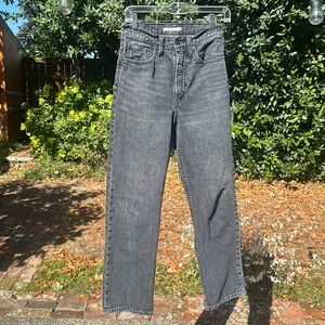 Levi’s Wellthread Ribcage Straight Jeans 27